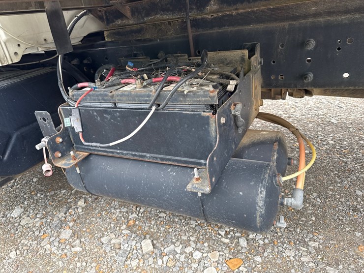 2004-international-durastar-4300-image-20