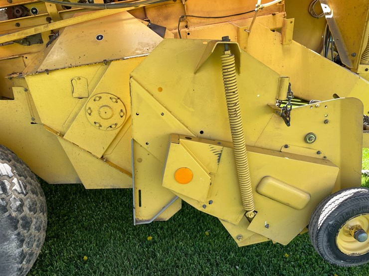 new-holland-d1000-image-16