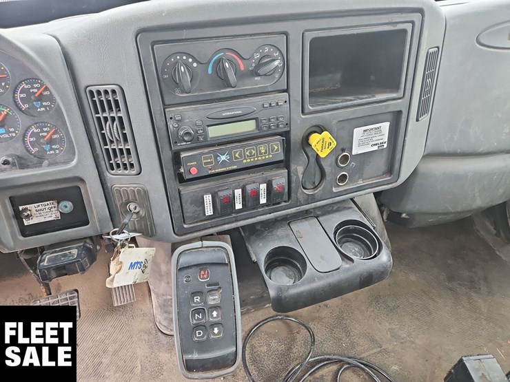 international-workstar-7400-image-23