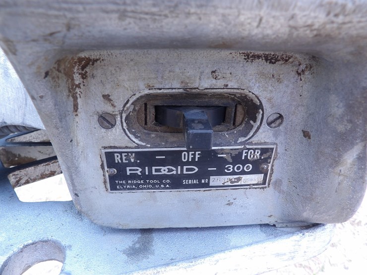 #40869-•-**rigid-300-pipe-threader-image-6