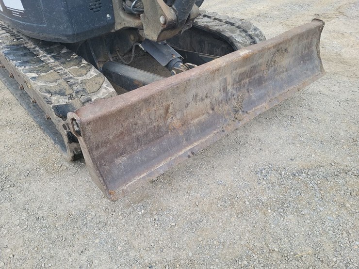 bobcat-e50-image-32