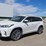 2017-toyota-highlander-image-5