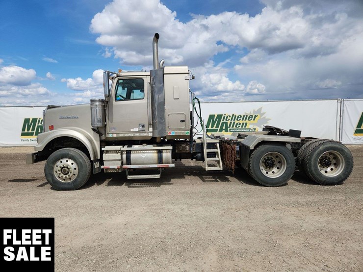 2015-western-star-4900-image-20