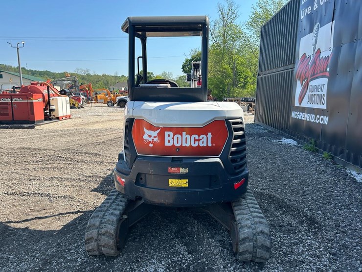 2019-bobcat-e35-image-3