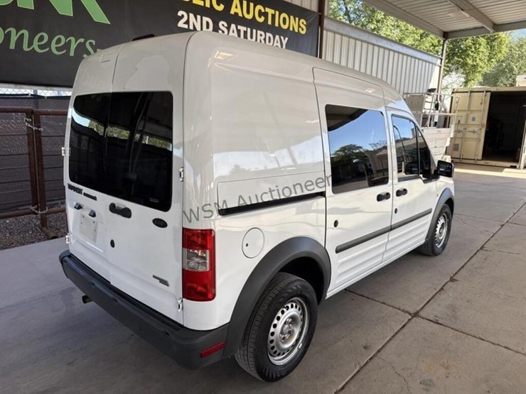2012-ford-transit-connect-image-8