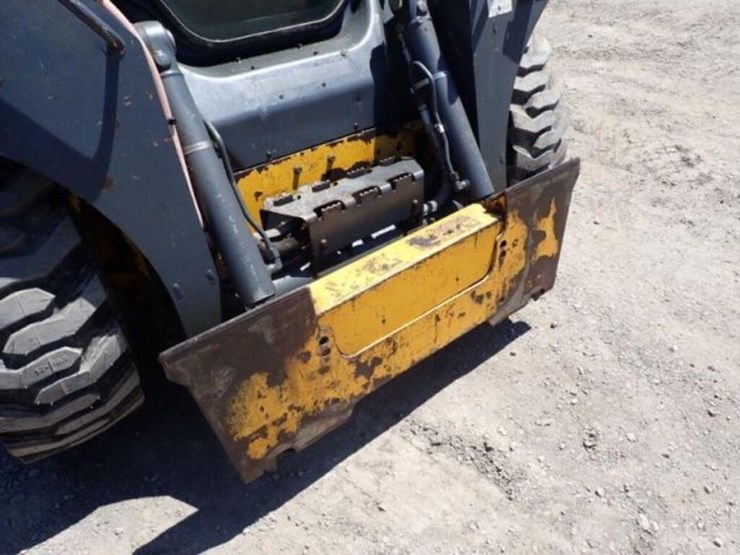 2019-deere-320g-image-23
