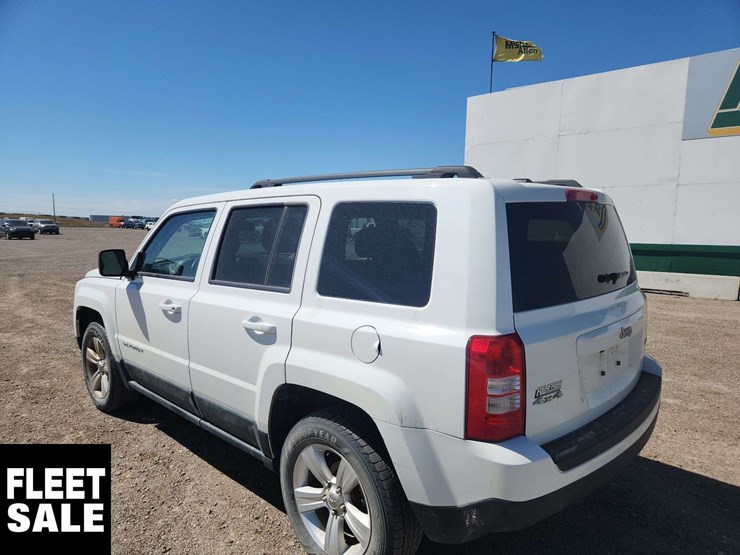 2011-jeep-patriot-image-3
