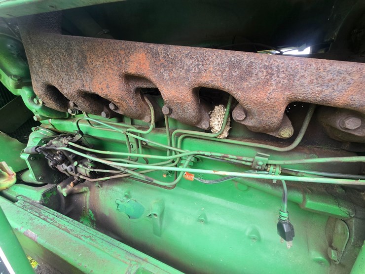 john-deere-2840-image-12