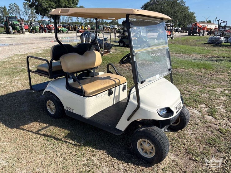 ez-go-electric-cart-image-2
