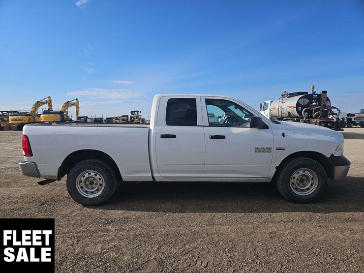 2015-dodge-1500-image-9