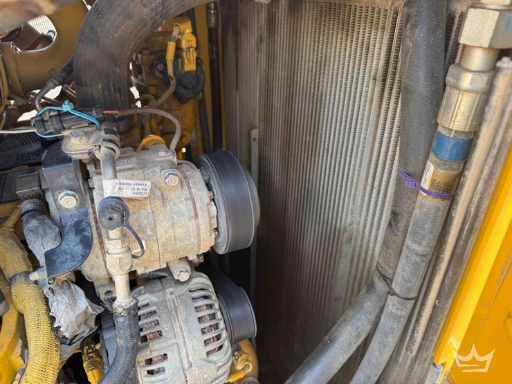 2020-deere-850l-wlt-image-12