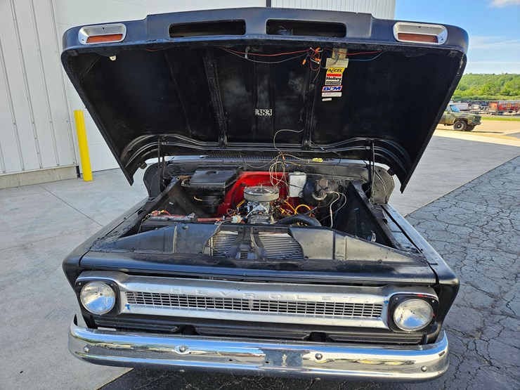 1965-chevrolet-c10-image-9