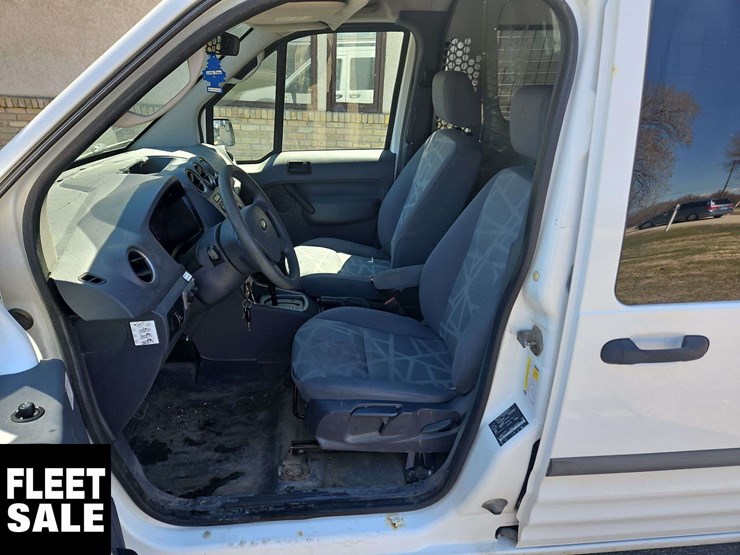 ford-transit-connect-image-18