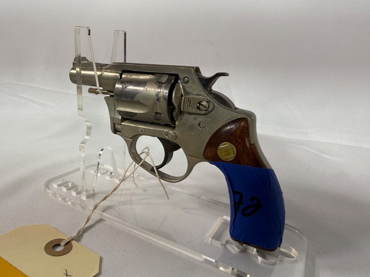 #72-•-charter-arms-undercover-38-special-revolver-107614-image-5