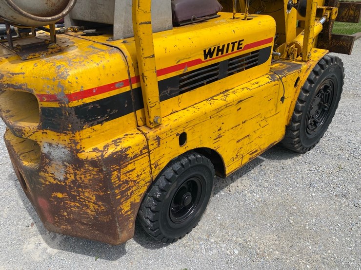 white-lp-gas-forklift.-image-19