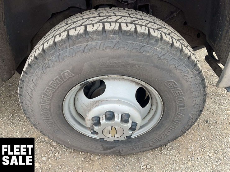 2006-chevrolet-silverado-3500-image-13