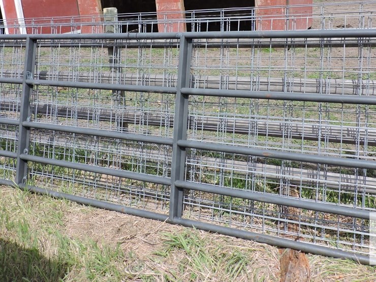 gate,-4’-tall,-fits-14’-opening,-5-rail-image-1