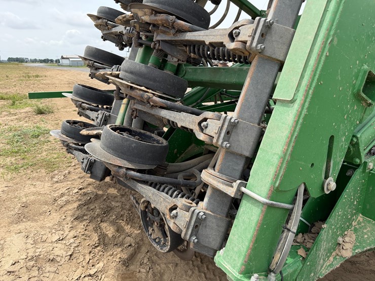john-deere-1890-image-70