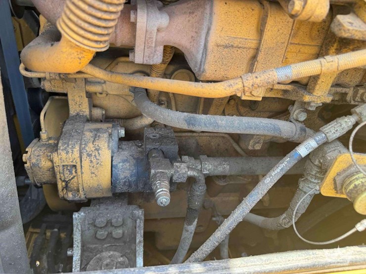 2021-deere-850l-wlt-image-17