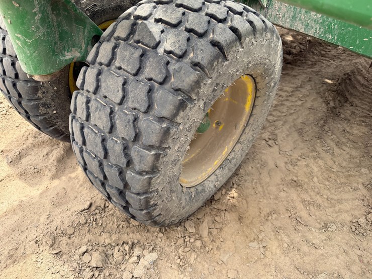 john-deere-1890-image-24