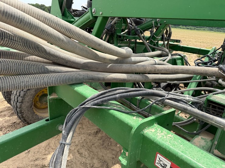 john-deere-1890-image-61