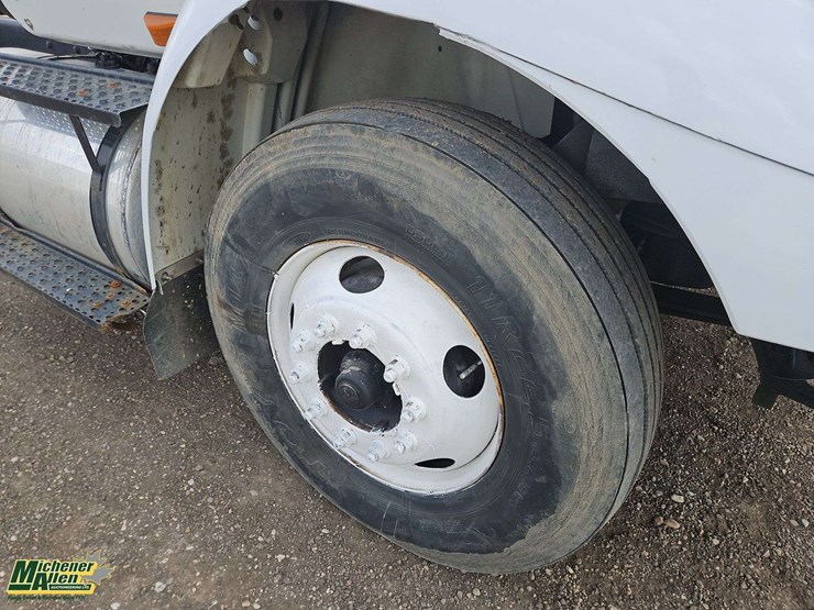 2012-international-transtar-8600-image-10