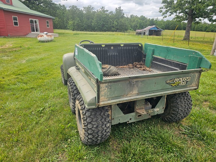 john-deere-gator-image-7