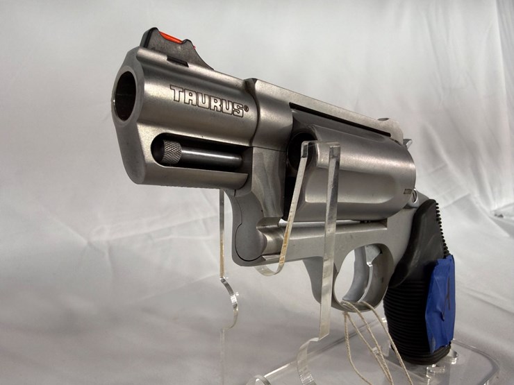 #64-•-taurus-the-judge-45lc/410-gauge-revolver-er405867-image-2