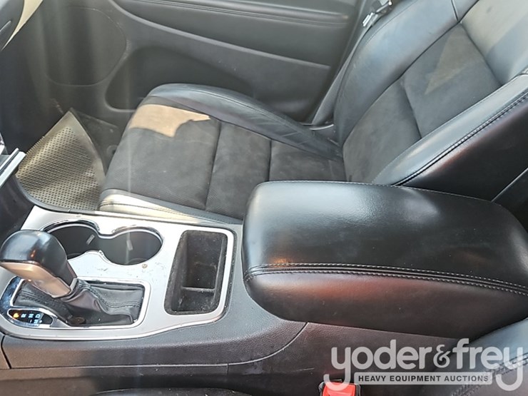 2021-jeep-grand-cherokee-image-24