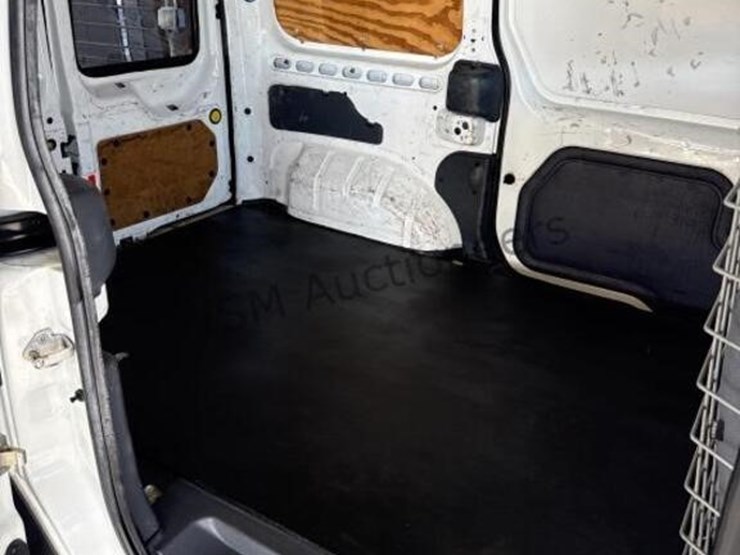 2012-ford-transit-connect-image-10