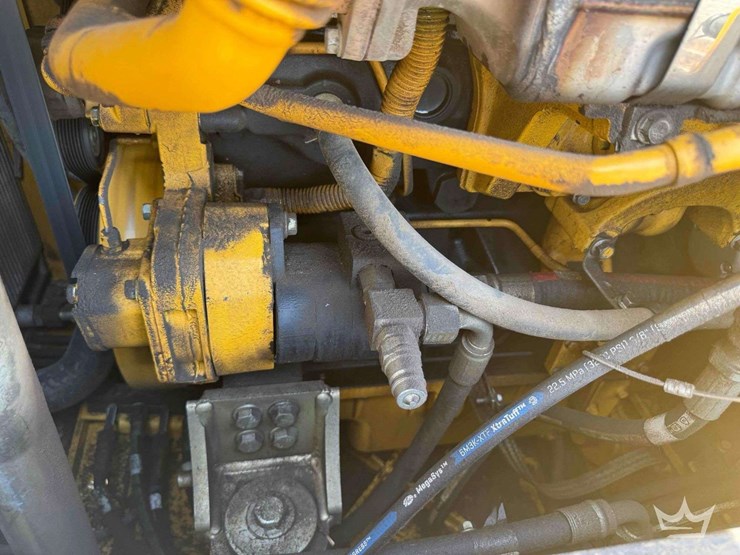 2020-deere-850l-wlt-image-15