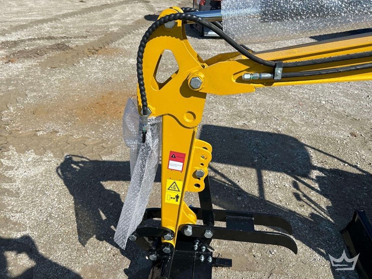 agt-skid-steer-loader-image-12