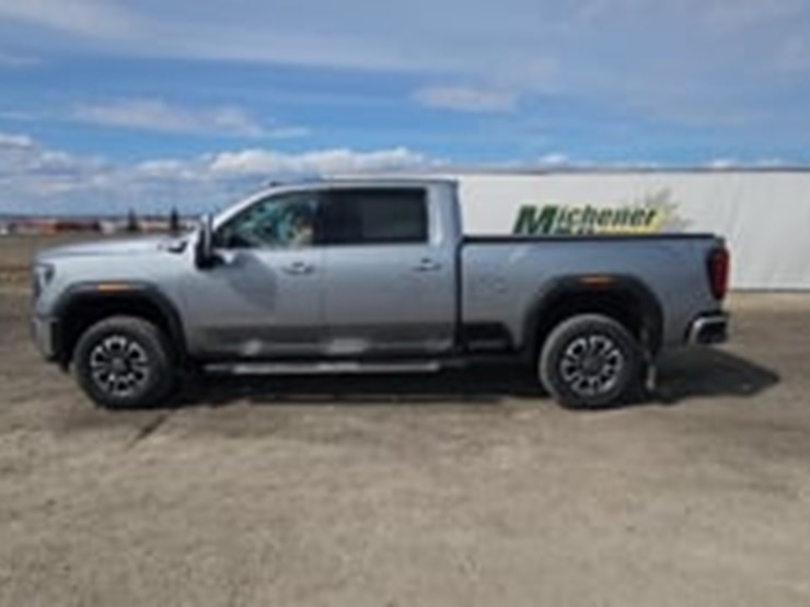 2024-gmc-sierra-2500hd-image-5