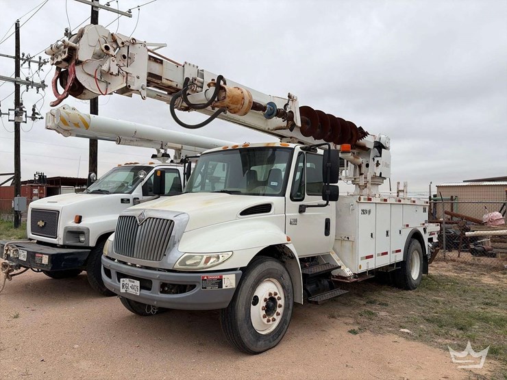 2005-international-durastar-4300-image-24