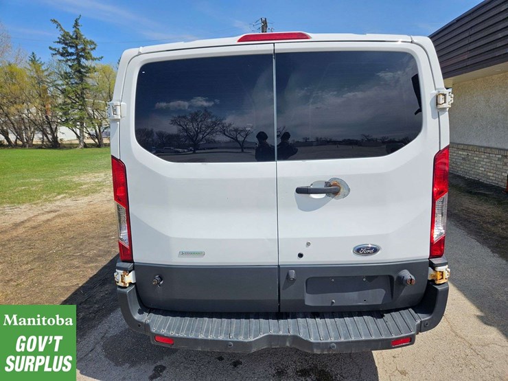 2017-ford-transit-image-9