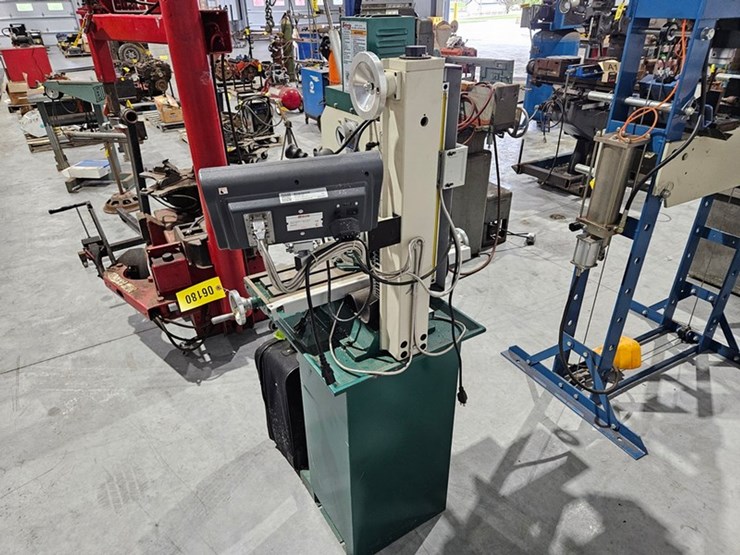 #6180-•-2018-grizzly-g0759-mill/drill-w/-stand-&-dro-image-3