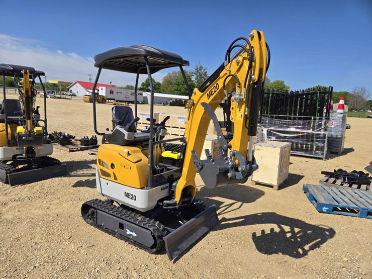#699-•-new-sdlanch-me20-mini-excavator-image-4