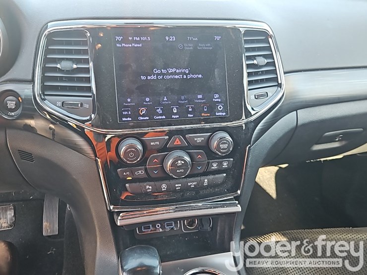 2021-jeep-grand-cherokee-image-22