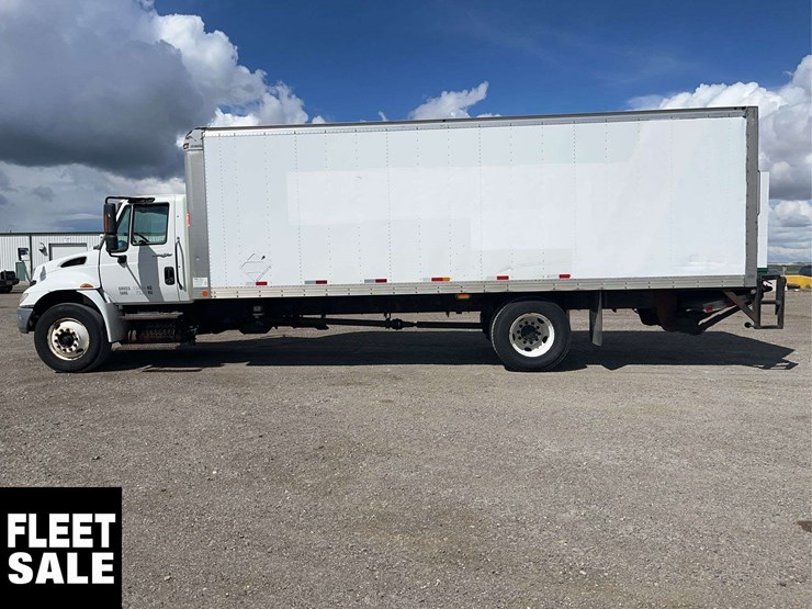 2012-international-durastar-4300-image-6