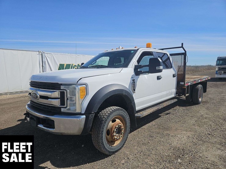 2017-ford-f550-image-1