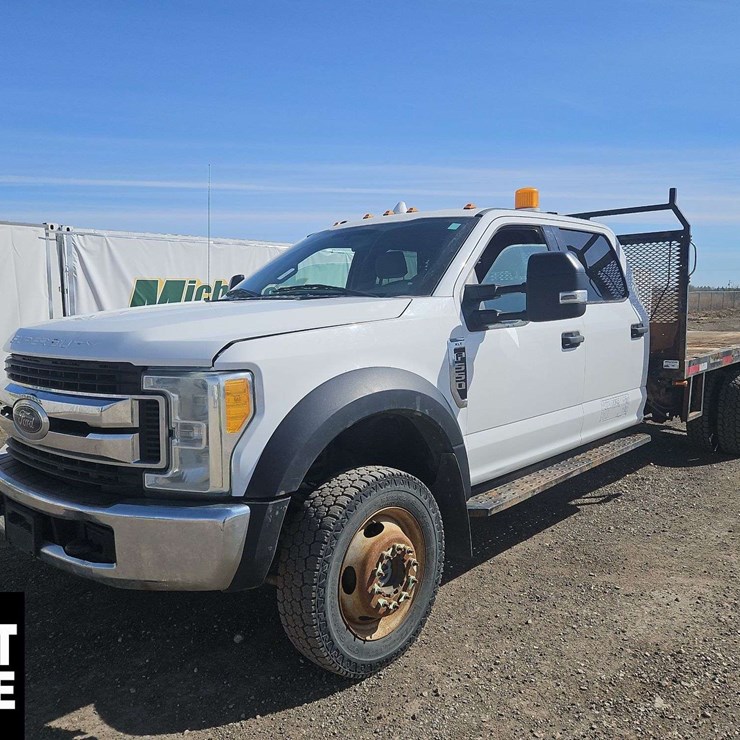 2017 FORD F550