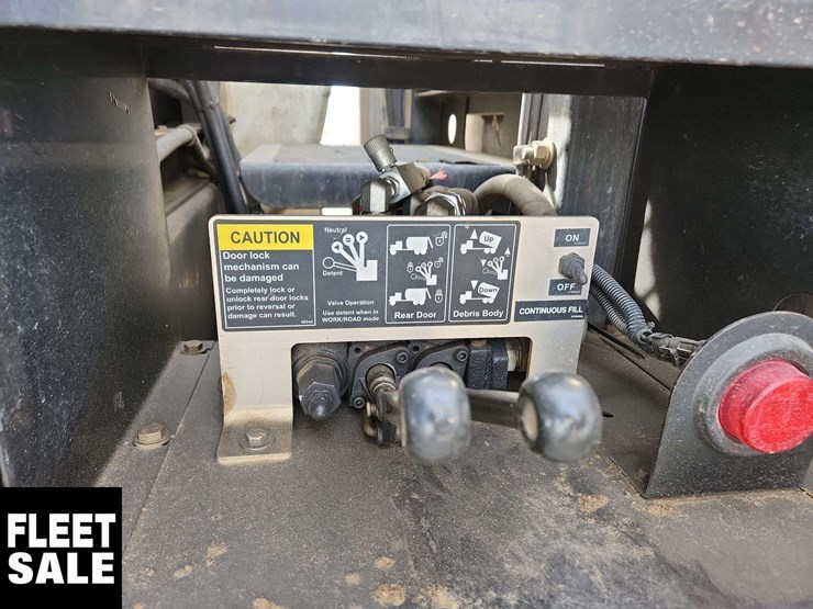 2012-international-workstar-7500-image-23
