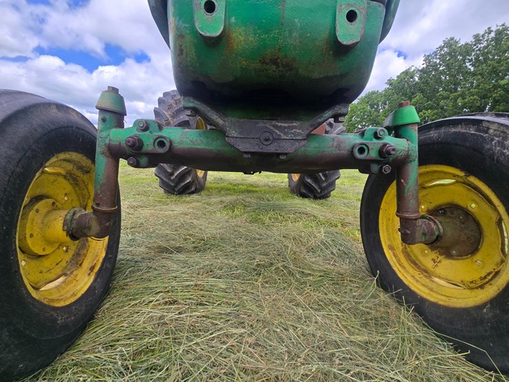 john-deere-4020-image-56