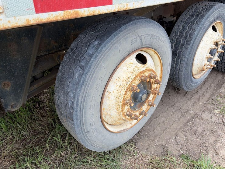 mack-cement-truck-image-43