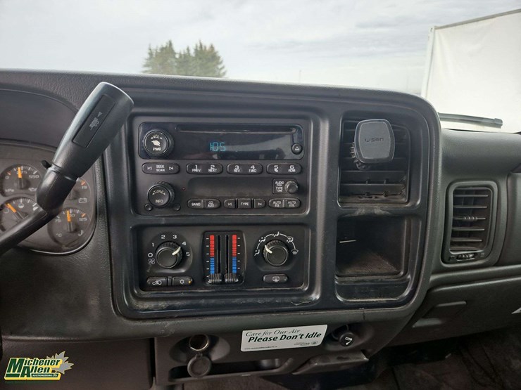 2005-chevrolet-silverado-1500-image-22