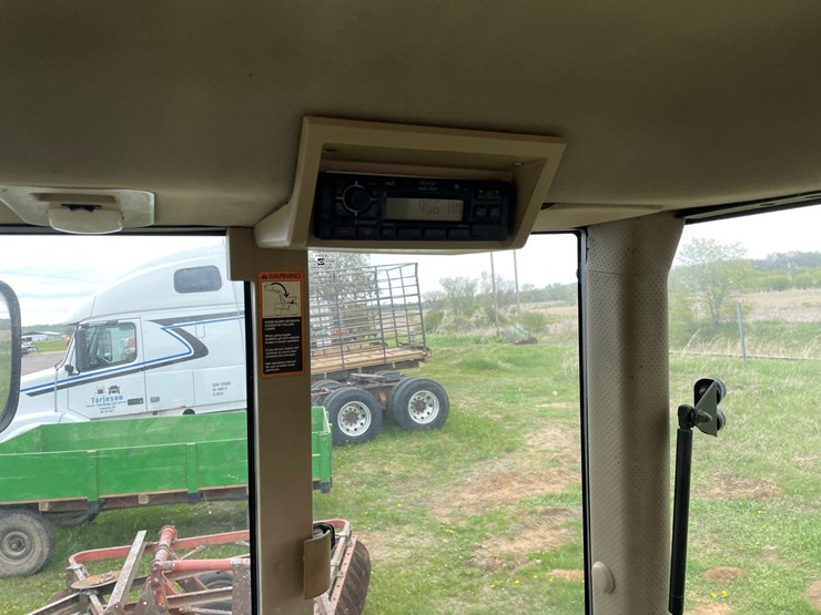 john-deere-7600-image-49