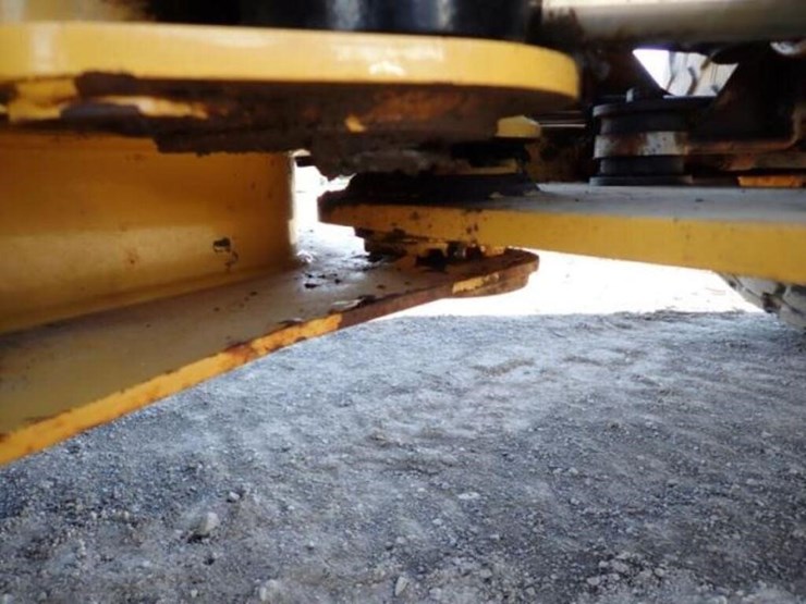 2018-caterpillar-924k-image-42