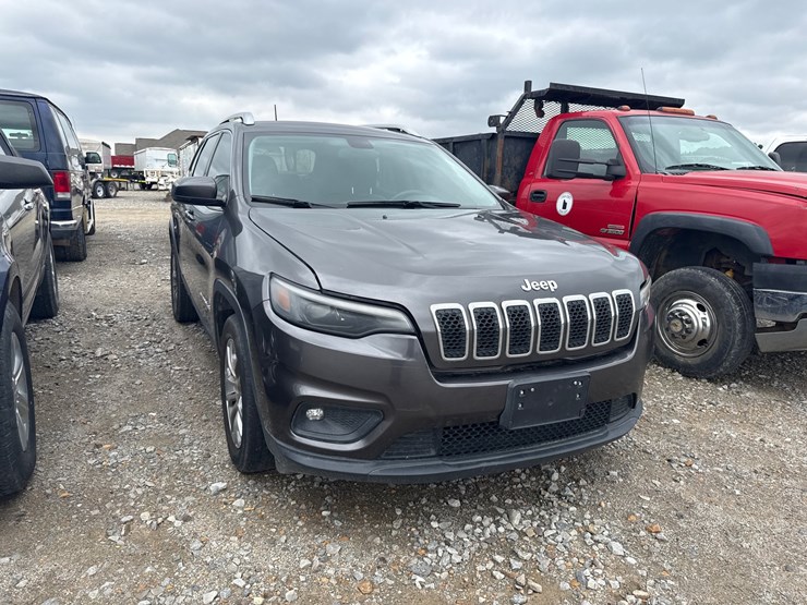 2019-jeep-cherokee-image-2