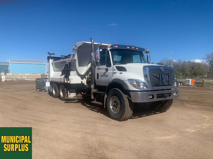 2013-international-workstar-7400-image-2