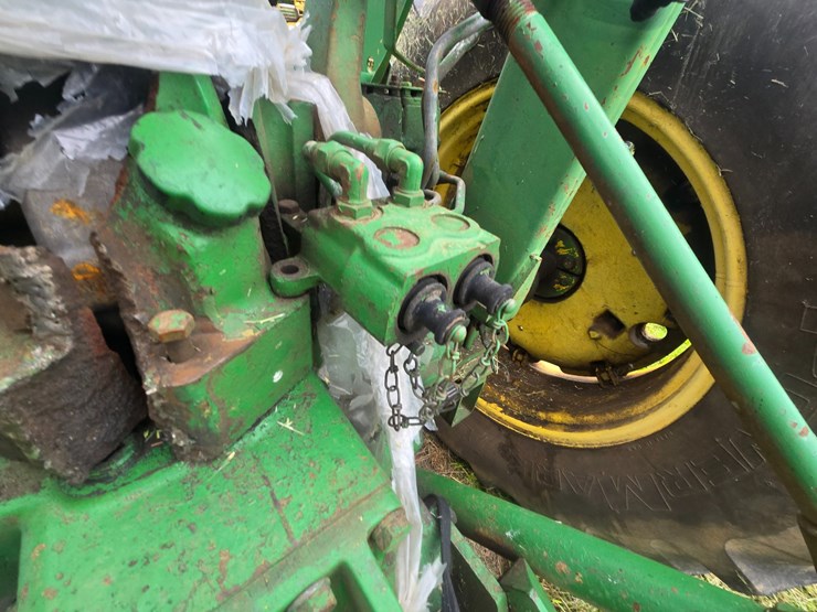 john-deere-2840-image-26
